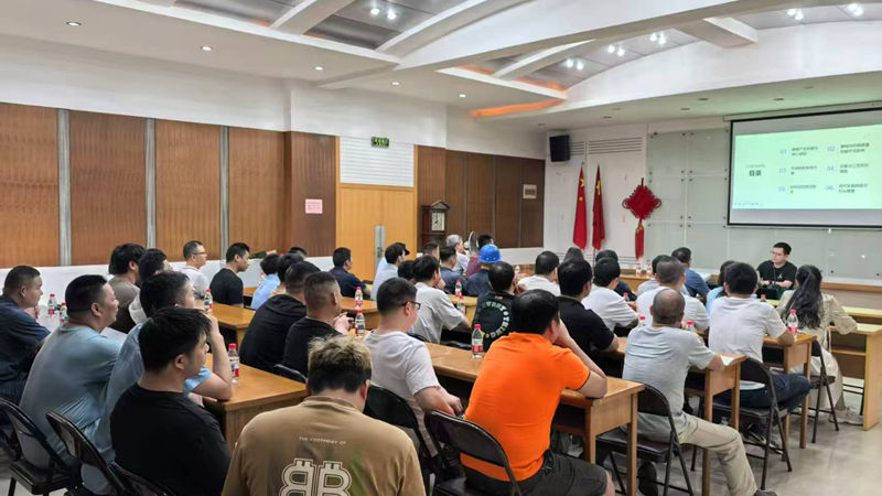 明日軟包裝開展安全培訓講座暨消防應急演練活動