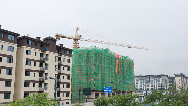 四川華都·云境悅府項目主體全部結頂